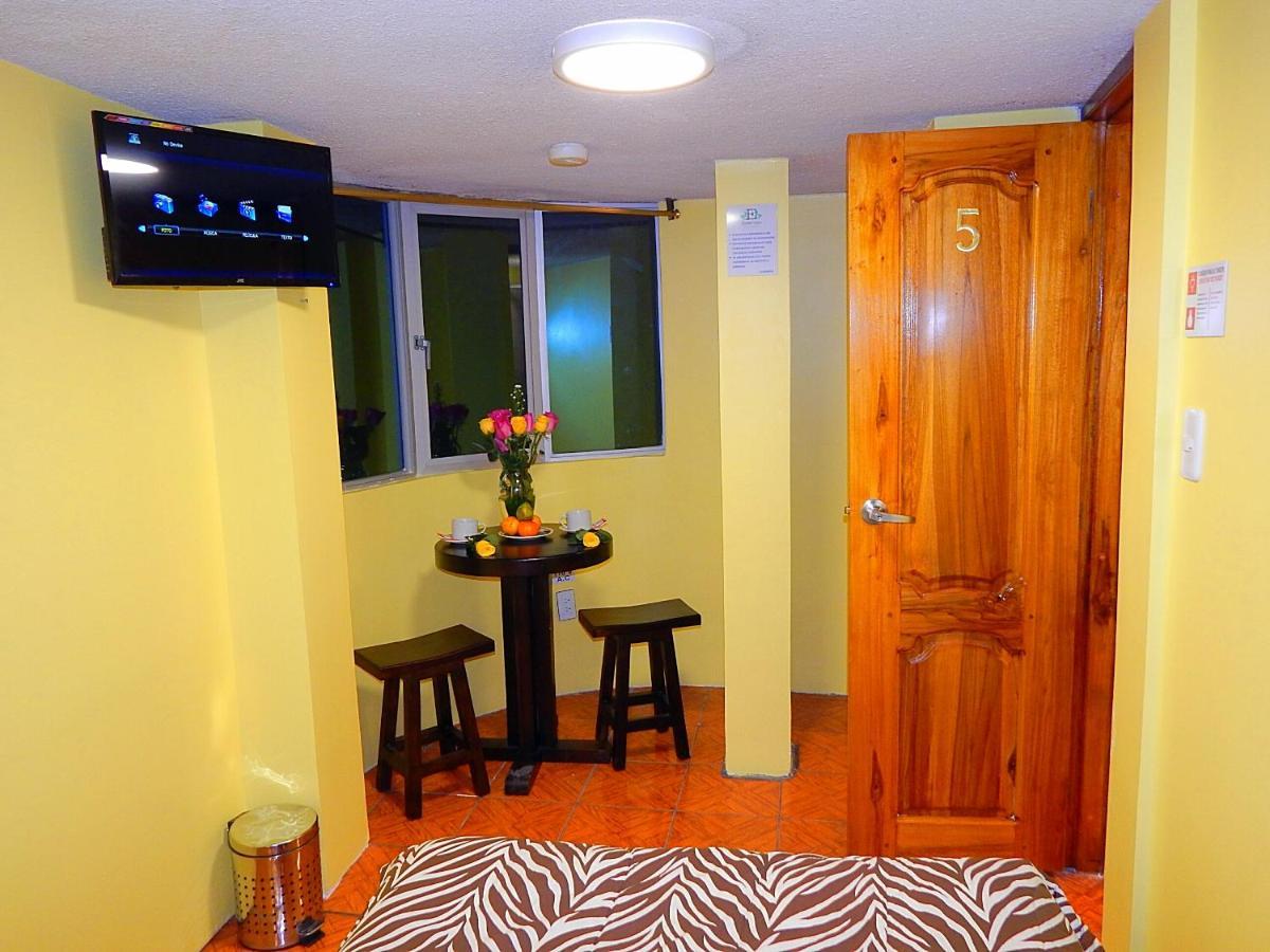 Olympus Plaza Hotel Quito Kültér fotó